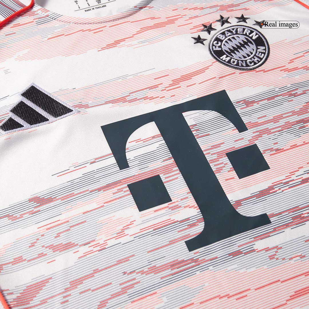 MÜLLER #25 Bayern München Fußballtrikot Auswärtstrikot 2025/26